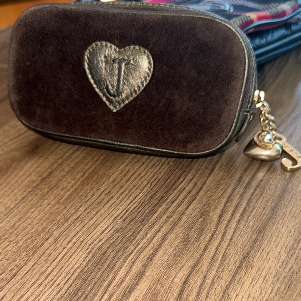 Vintage Juicy Couture Brown Sidekick II Bag** heavy Gold Accents great condition - Picture 3 of 13